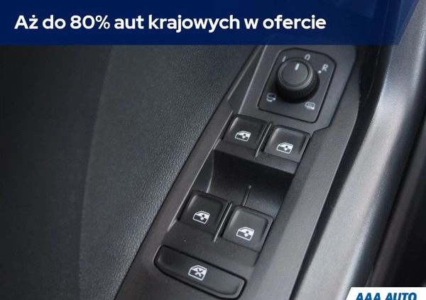 Volkswagen T-Cross cena 76000 przebieg: 12589, rok produkcji 2021 z Tarnogród małe 172